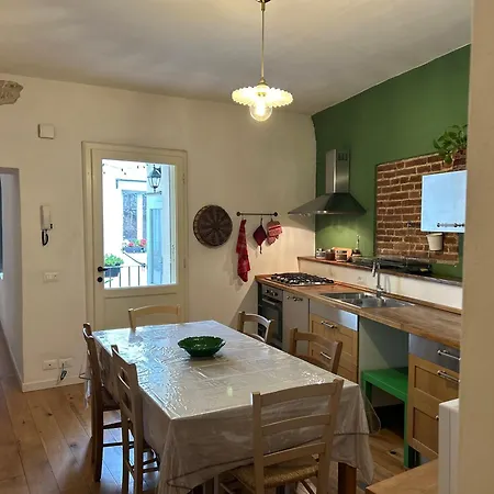 Frescos House Apartment *
