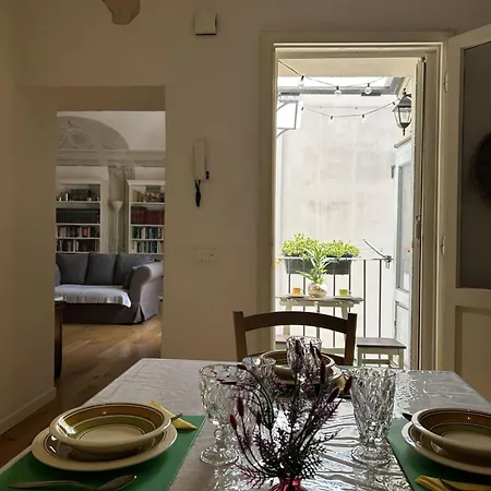 Frescos House *