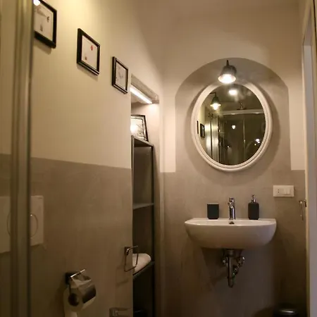 Frescos House 아파트